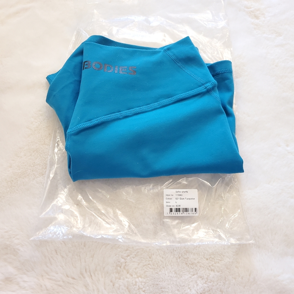 New Better Bodies Soho Shorts Size Large - Picture 6 of 15